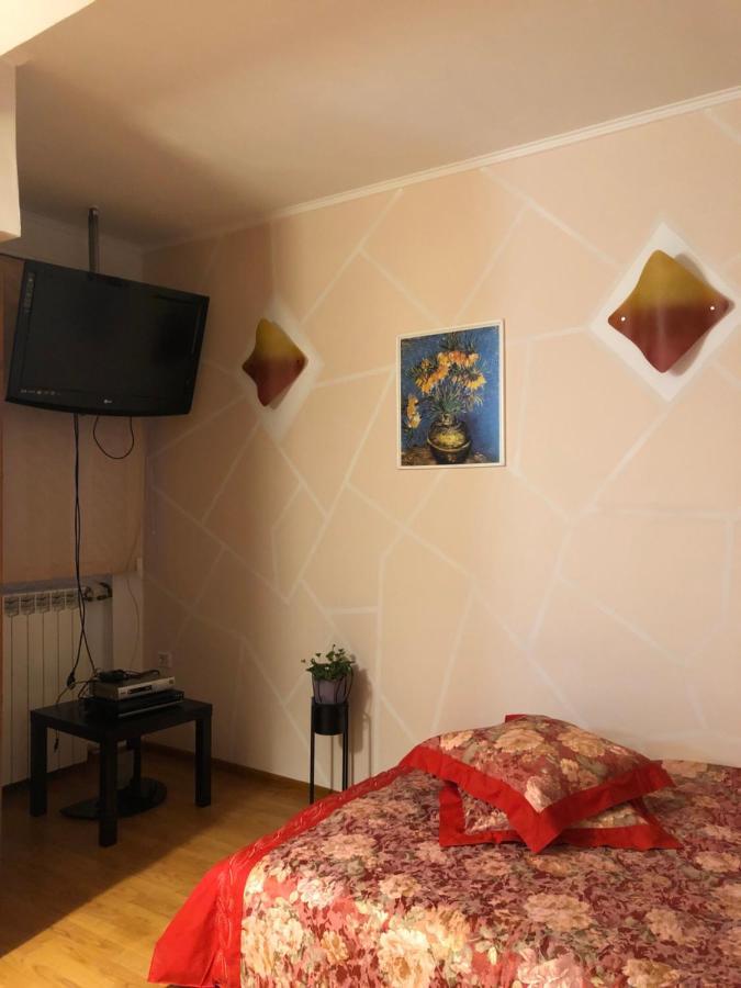 Charming Quiet Studio Coltea Old Town In The Centre Of Bukarest Exterior foto